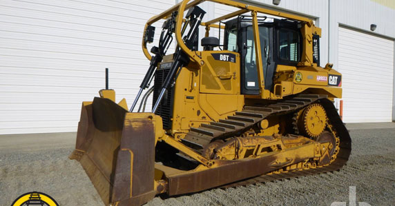 Caterpillar crawler tractor selling at Ritchie Bros. auction Caterpillar crawler tractor selling at Ritchie Bros. auction